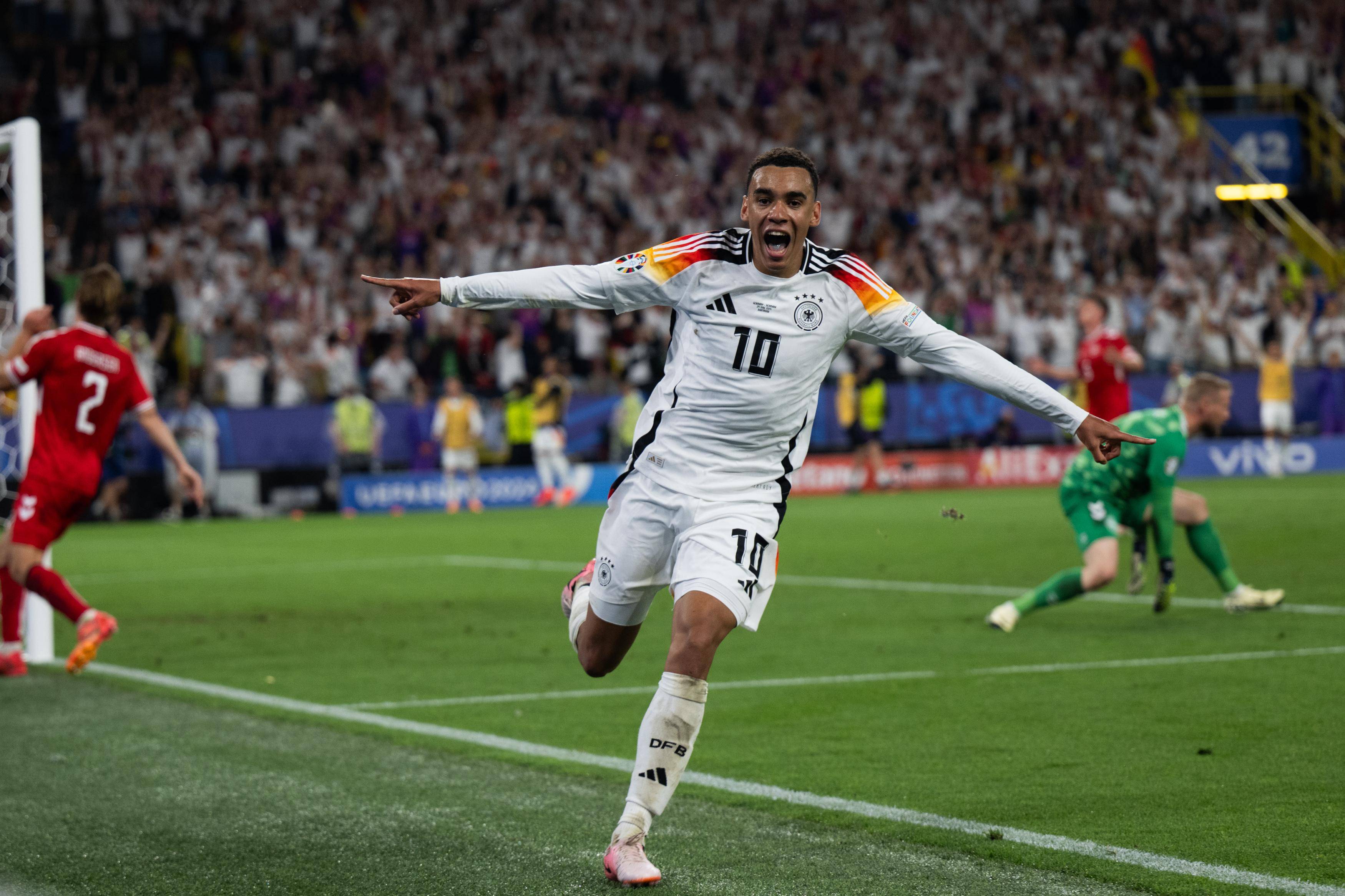 的讨论中淡 的讨论中淡