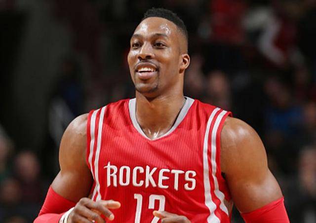 他完成超过 他完成超过